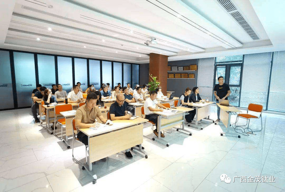 milan米兰_
广西金茂钛业有限公司招聘啦！——招兵买马 诚聘英才！(图18)